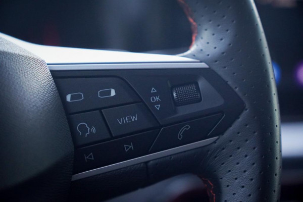 Seat Arona 1.0 EcoTSI FR Anniversary Aut / Carplay / Virtual / Stoelverwarming
