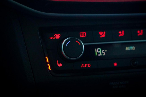 Seat Arona 1.0 EcoTSI FR Anniversary Aut / Carplay / Virtual / Stoelverwarming