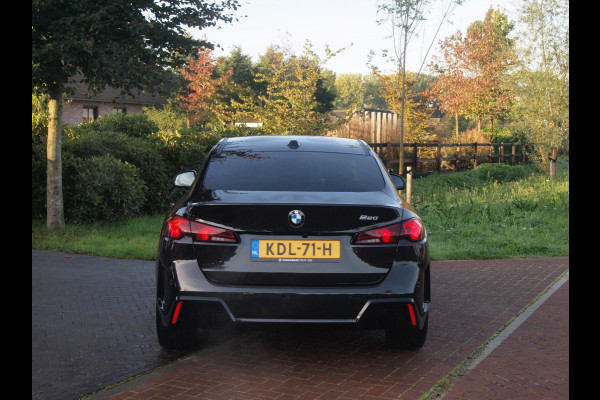 BMW 2 Serie Gran Coupé 220 M Sport Design Edition | Dealergarantie t/m 04-2029 | Camera | Sfeerverlichting | Apple Carplay | NL-Auto |