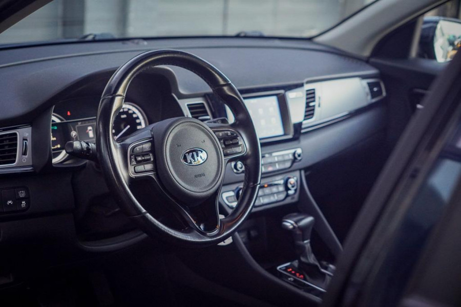 Kia Niro 1.6 GDi Hybrid DynamicLine / Trekhaak / Half Leder / Navi