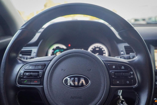 Kia Niro 1.6 GDi Hybrid DynamicLine / Trekhaak / Half Leder / Navi