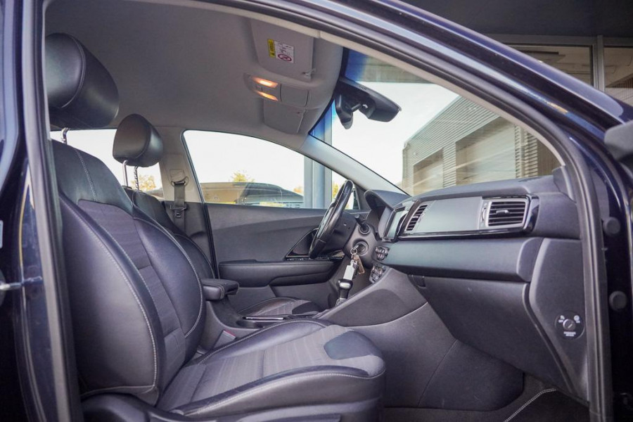 Kia Niro 1.6 GDi Hybrid DynamicLine / Trekhaak / Half Leder / Navi