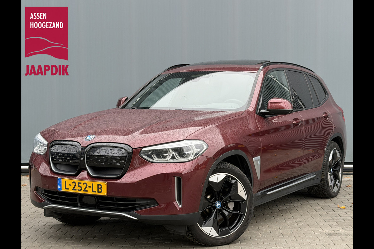 BMW iX3 BWJ 2021 | SOH96% High Executive 80 kWh | TREKHAAK | PANO DAK | LEER | HARMAN&KARDON | 20'' LMV | CLIMA | NAVI | LEER | CARPLAY |