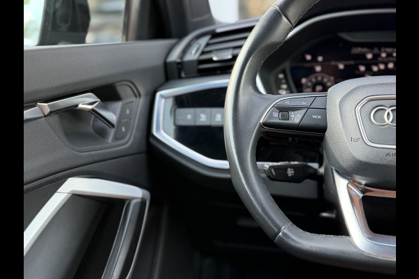 Audi Q3 Sportback 45 TFSI e S-Line |Pano|Leer|Memory|Sfeer|20"|Trekhaak|Optiek Zwart Plus