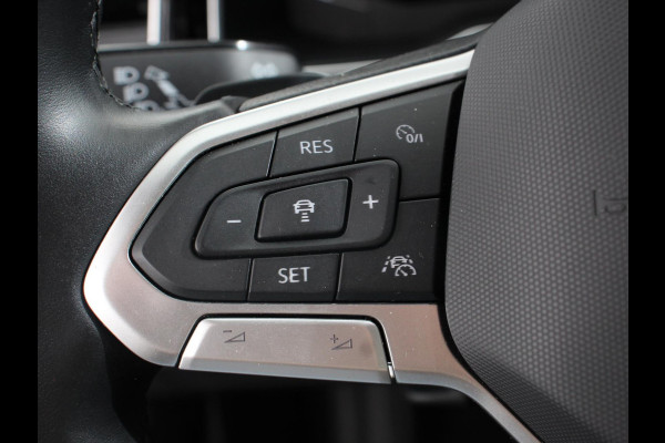 Volkswagen Taigo 1.5 TSI 150pk R-Line + Automaat Navigatie Apple Carplay/Android Auto Camera Parkeer sensoren Adaptive Cruise Control Climate Control Lichtmetalen velgen 18" Verwarmde voorstoelen digitale cockpit Dab Led