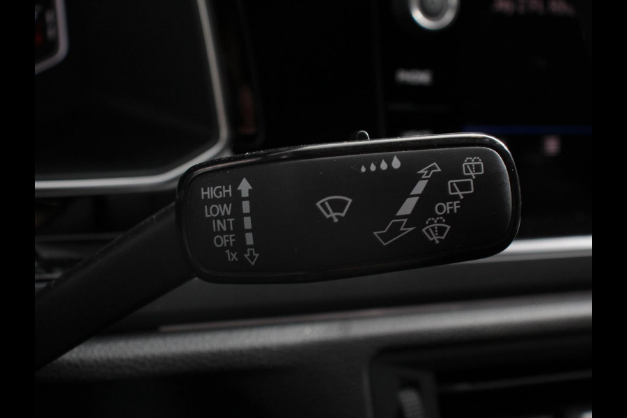 Volkswagen Taigo 1.5 TSI 150pk R-Line + Automaat Navigatie Apple Carplay/Android Auto Camera Parkeer sensoren Adaptive Cruise Control Climate Control Lichtmetalen velgen 18" Verwarmde voorstoelen digitale cockpit Dab Led