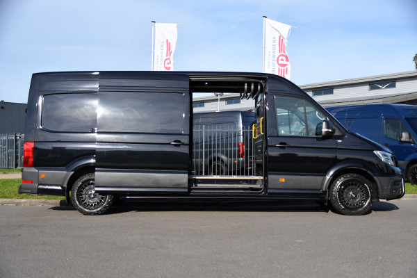 Volkswagen Crafter 35 2.0 TDI L4H3 4Motion Black Edition Full Options! Camera, Adaptieve Cruise, Carplay, 2 x Schuifdeur, LED, Automaat, Dodehoek, Uniek!