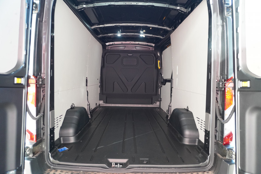 Ford Transit 350L 2.0 TDCI 165PK L3H2 Limited Automaat nr.V113 | Airco | Adap. Cruise | 360 Camera
