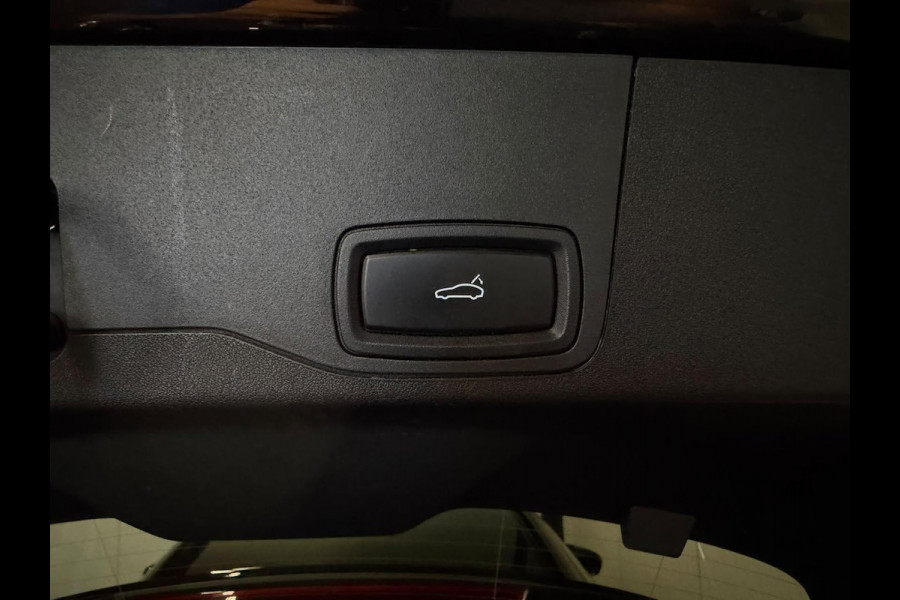 Porsche Taycan Sport Turismo 79 kWh Sportchorno Panodak Bose Camera SOH 88,77%
