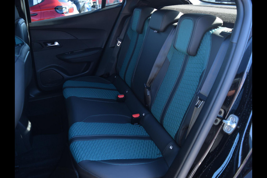 Peugeot 2008 1.2 Hybrid 145 GT