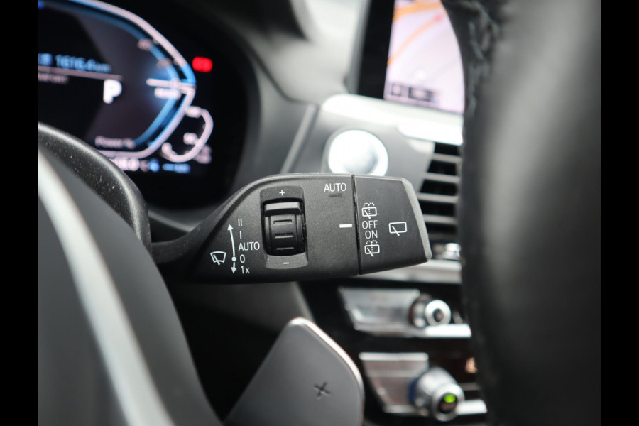 BMW X3 xDrive30e High Executive | Pano | HUD | Trekhaak