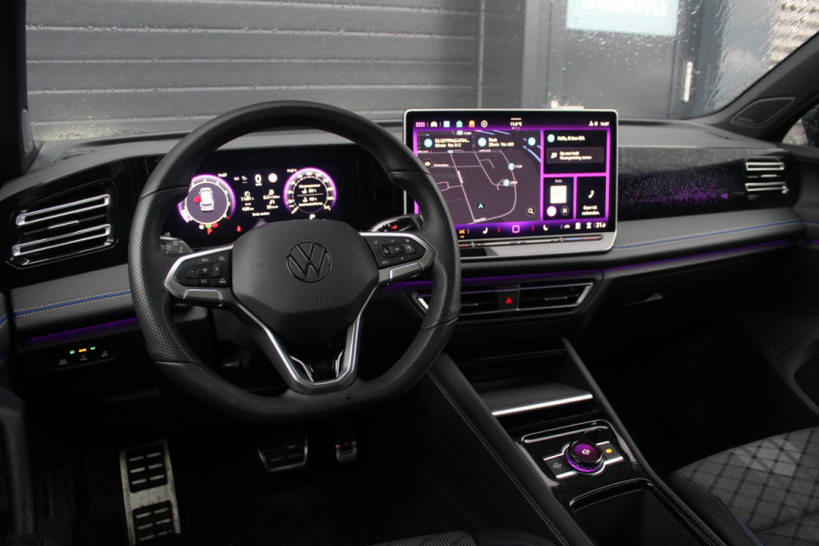 Volkswagen Tiguan 2.0 TSI 4Motion R-line Elegance | Panoramadak | Trekhaak | HUD | ACC | DCC | 360 Camera | Full Options