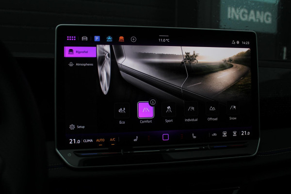 Volkswagen Tiguan 2.0 TSI 4Motion R-line Elegance | Panoramadak | Trekhaak | HUD | ACC | DCC | 360 Camera | Full Options