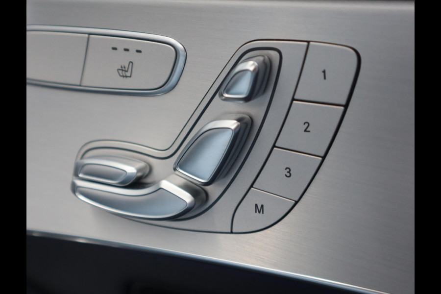 Mercedes-Benz GLC 300e 4MATIC AMG Line | Pano | Trekhaak | Burmester | ACC | Apple Carplay/Android Auto