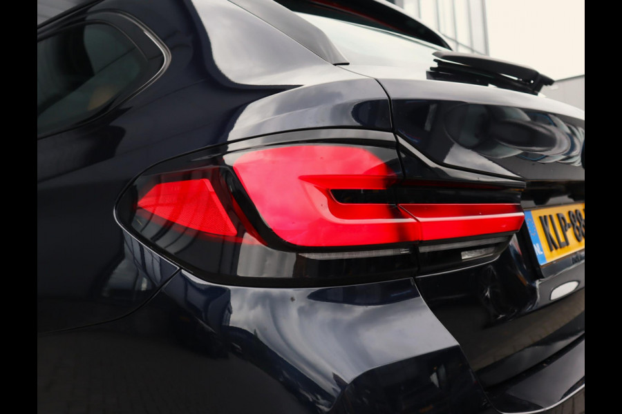 BMW 5 Serie Touring 530e M Sport | Pano | Leer | Stoelverwarming | 19 Inch