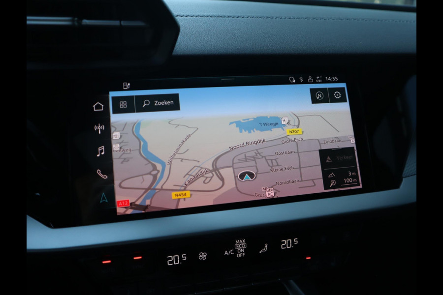 Audi A3 Sportback 45 TFSI e S edition Competition | Pano | ACC | Stoelverwarming