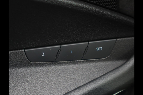 Audi e-tron Sportback S quattro 95 kWh | Pano | 360 graden | RS sportstoelen | Digitale buitenspiegels