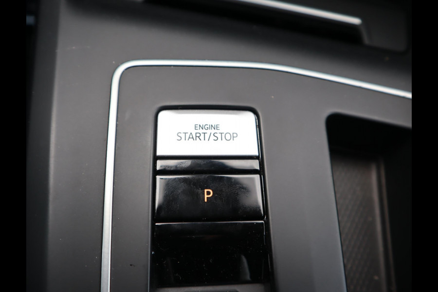 Volkswagen Golf 2.0 TSI R 4Motion | Akra | Leer |  Pano | R sportstoelen | Memory Seats |  Stoel verwarming en ventilatie