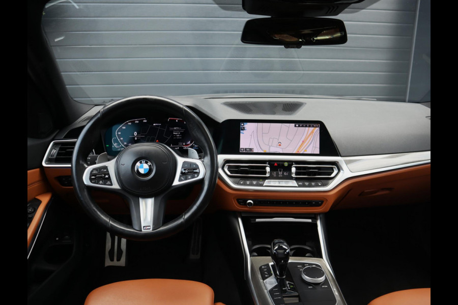 BMW 3 Serie Touring 330e xDrive M Sport High Executive | Pano | Trekhaak | ACC | Leer | 19 Inch