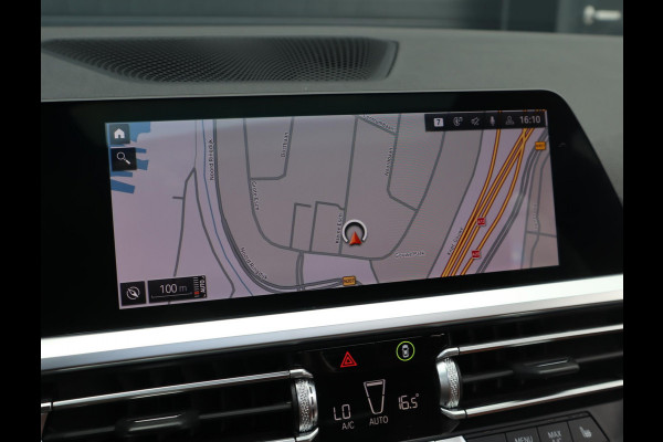 BMW 3 Serie Touring 330e xDrive M Sport High Executive | Pano | Trekhaak | ACC | Leer | 19 Inch