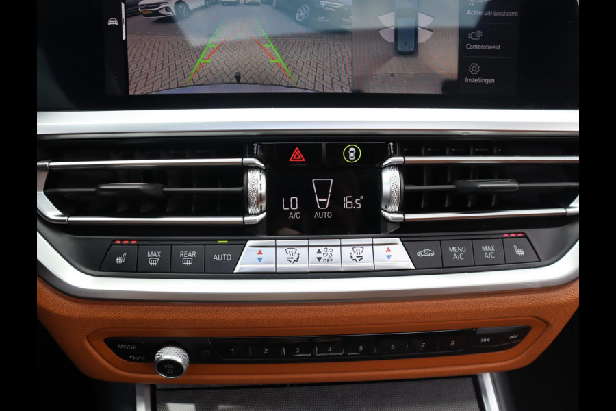 BMW 3 Serie Touring 330e xDrive M Sport High Executive | Pano | Trekhaak | ACC | Leer | 19 Inch