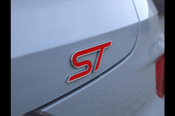 Ford Puma 1.5 EcoBoost ST-X | Pano |  Performance Pack | Keyless | Camera | Stuur, Stuur en Voorruitverwarming