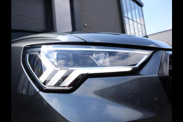 Audi Q3 Sportback 40 TFSI quattro S Edition | S-line | Pano | Trekhaak | all weather banden | Leer
