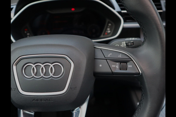 Audi Q3 Sportback 40 TFSI quattro S Edition | S-line | Pano | Trekhaak | all weather banden | Leer