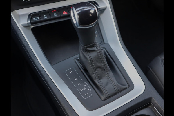 Audi Q3 Sportback 40 TFSI quattro S Edition | S-line | Pano | Trekhaak | all weather banden | Leer