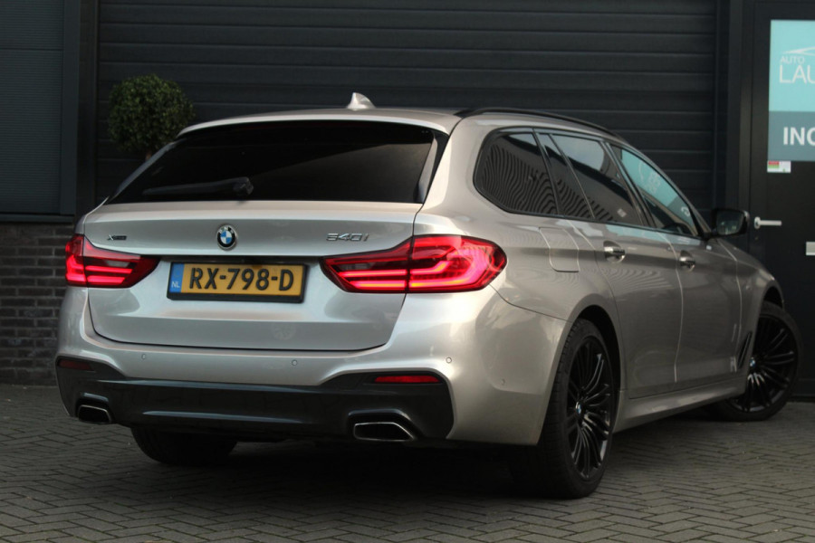 BMW 5 Serie Touring 540i xDrive M-Sport High Executive | Panorama Dak | Comfort Stoelen | Trekhaak | HUD