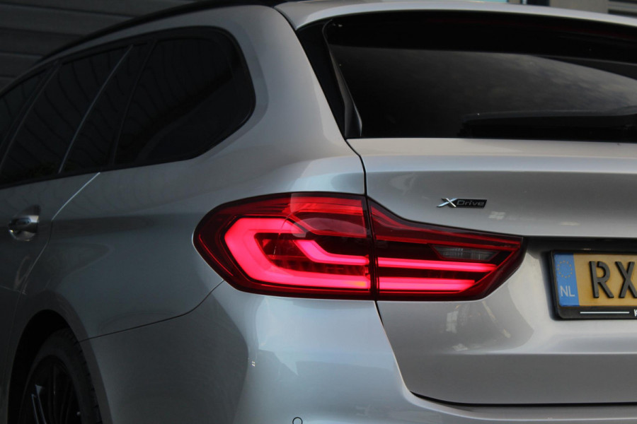 BMW 5 Serie Touring 540i xDrive M-Sport High Executive | Panorama Dak | Comfort Stoelen | Trekhaak | HUD