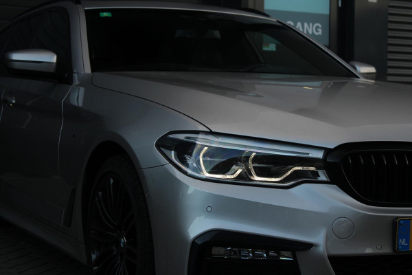 BMW 5 Serie Touring 540i xDrive M-Sport High Executive | Panorama Dak | Comfort Stoelen | Trekhaak | HUD
