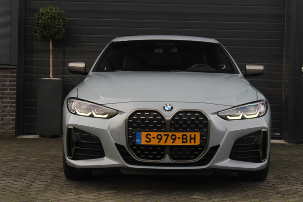 BMW 4 Serie Coupé M440i xDrive M-Sport Pro High Executive | Harman Kardon | 20 Inch | Keyless | Elektrisch verstelbare stoelen