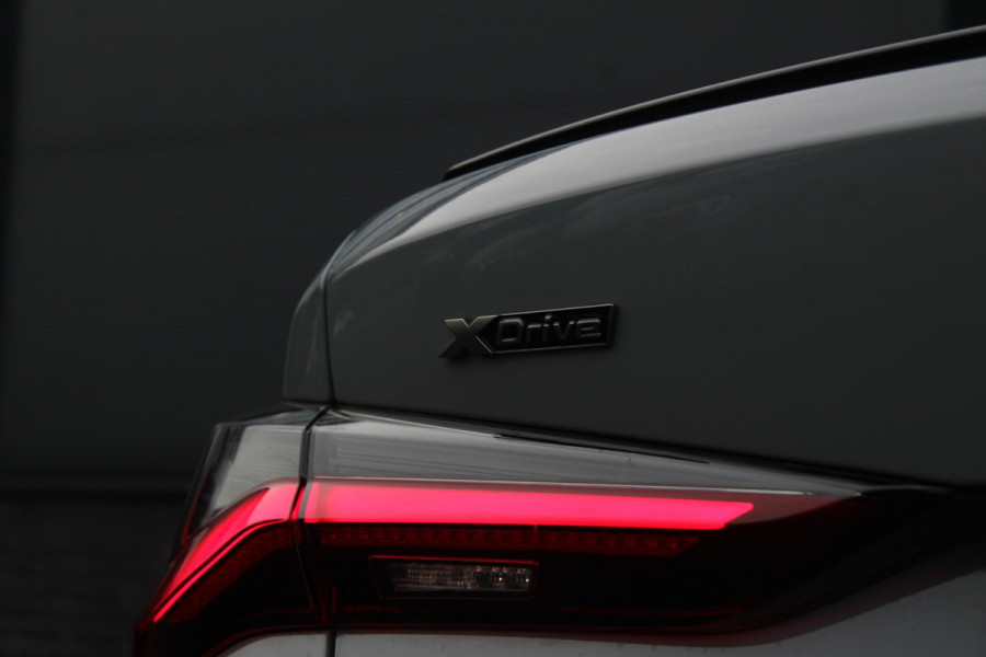 BMW 4 Serie Coupé M440i xDrive M-Sport Pro High Executive | Harman Kardon | 20 Inch | Keyless | Elektrisch verstelbare stoelen