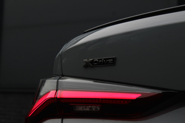 BMW 4 Serie Coupé M440i xDrive M-Sport Pro High Executive | Harman Kardon | 20 Inch | Keyless | Elektrisch verstelbare stoelen
