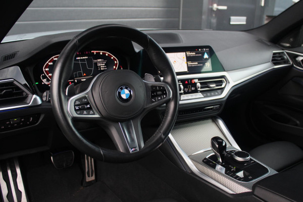 BMW 4 Serie Coupé M440i xDrive M-Sport Pro High Executive | Harman Kardon | 20 Inch | Keyless | Elektrisch verstelbare stoelen