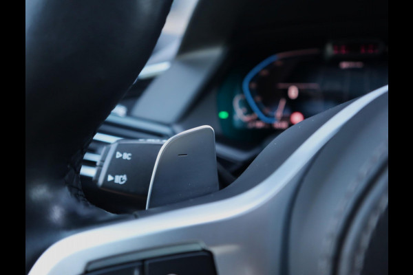 BMW X5 xDrive45e M Sport High Executive | Pano | H+K | Trekhaak | Comfort Stoelen | Co-pilot
