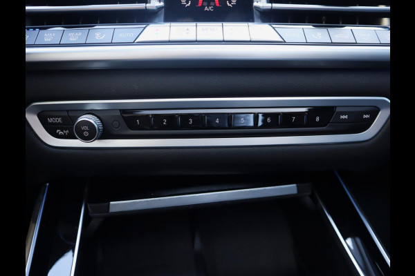BMW X5 xDrive45e M Sport High Executive | Pano | H+K | Trekhaak | Comfort Stoelen | Co-pilot