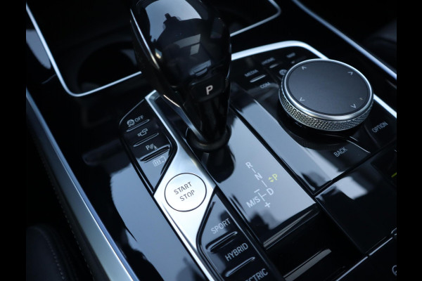 BMW X5 xDrive45e M Sport High Executive | Pano | H+K | Trekhaak | Comfort Stoelen | Co-pilot