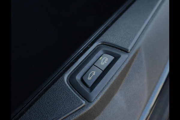 BMW X5 xDrive45e M Sport High Executive | Pano | H+K | Trekhaak | Comfort Stoelen | Co-pilot