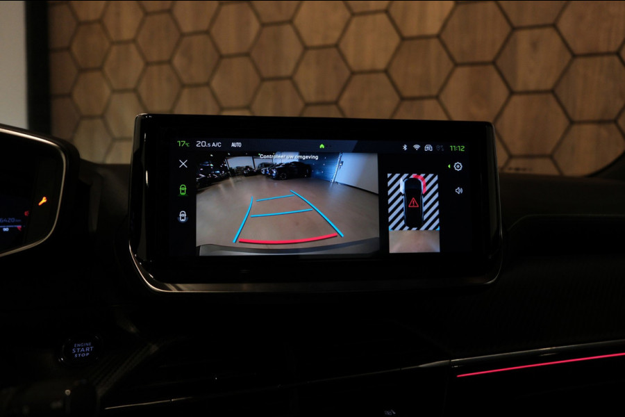 Peugeot 2008 1.2 PureTech GT |6.421km UNIEK| Half Leder/Navigatie/Camera/Apple Carplay