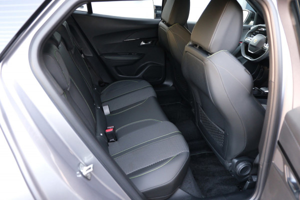 Peugeot 2008 1.2 PureTech GT |6.421km UNIEK| Half Leder/Navigatie/Camera/Apple Carplay