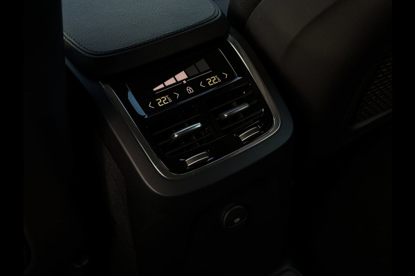 Volvo XC90 2.0 T8 Recharge AWD | Pilot Assist | Trekhaak | Camera | Dodehoek | Carplay
