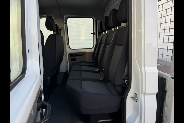 Volkswagen Crafter 35 2.0 TDI L3 DC Trendline Trekhaak 2800kg Trekgewicht Airco Cruise Carplay laadbak 2.700X 2.030