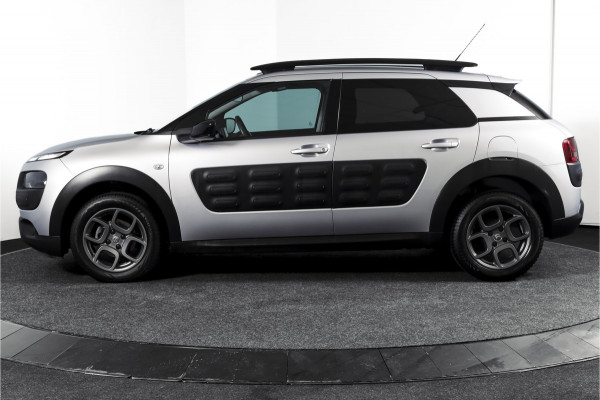 Citroën C4 Cactus 1.2 PureTech Shine 82 PK Org.NL | Cruise | PDC | Camera | NAV | ECC | LM 16" |