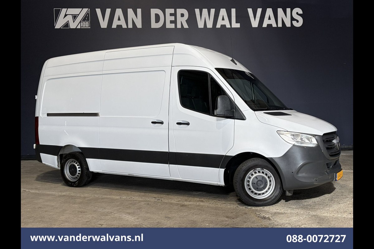 Mercedes-Benz Sprinter 317 CDI 170pk L2H2 Euro6 Airco | Trekhaak | Camera | Navigatie | Cruisecontrol | Apple Carplay Android Auto, Parkeersensoren, Bijrijdersbank