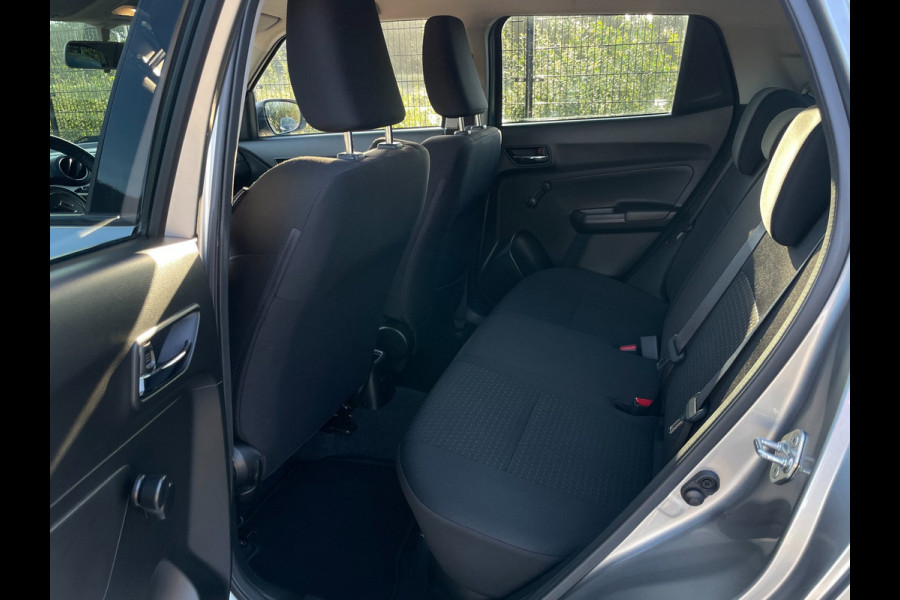Suzuki Swift 1.2 Select | Camera | Carplay | Airco | Stoelverwarming |