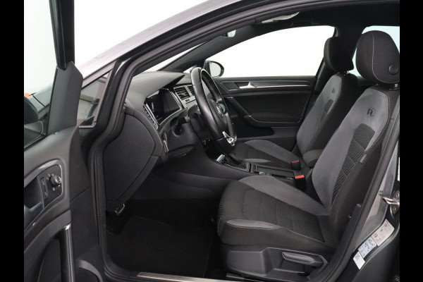 Volkswagen Golf Variant 1.0 TSI Highline Business R | Adaptive cruise | Park assist | Trekhaak | Navigatie | Carplay | Climate control| Full LED | R-Line |