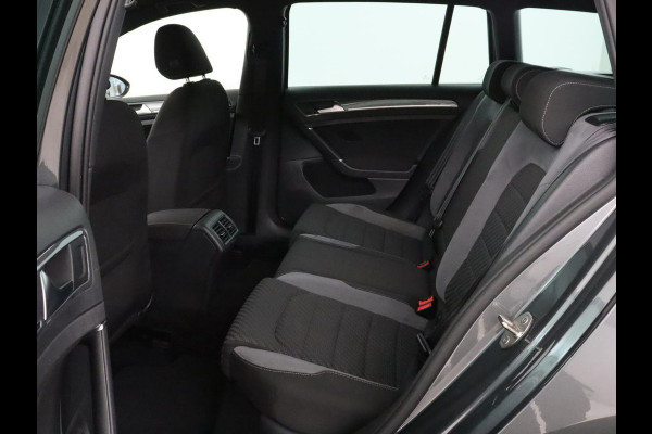 Volkswagen Golf Variant 1.0 TSI Highline Business R | Adaptive cruise | Park assist | Trekhaak | Navigatie | Carplay | Climate control| Full LED | R-Line |