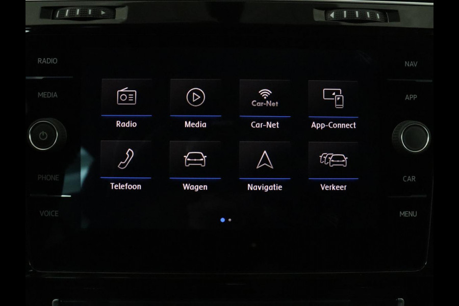 Volkswagen Golf Variant 1.0 TSI Highline Business R | Adaptive cruise | Park assist | Trekhaak | Navigatie | Carplay | Climate control| Full LED | R-Line |